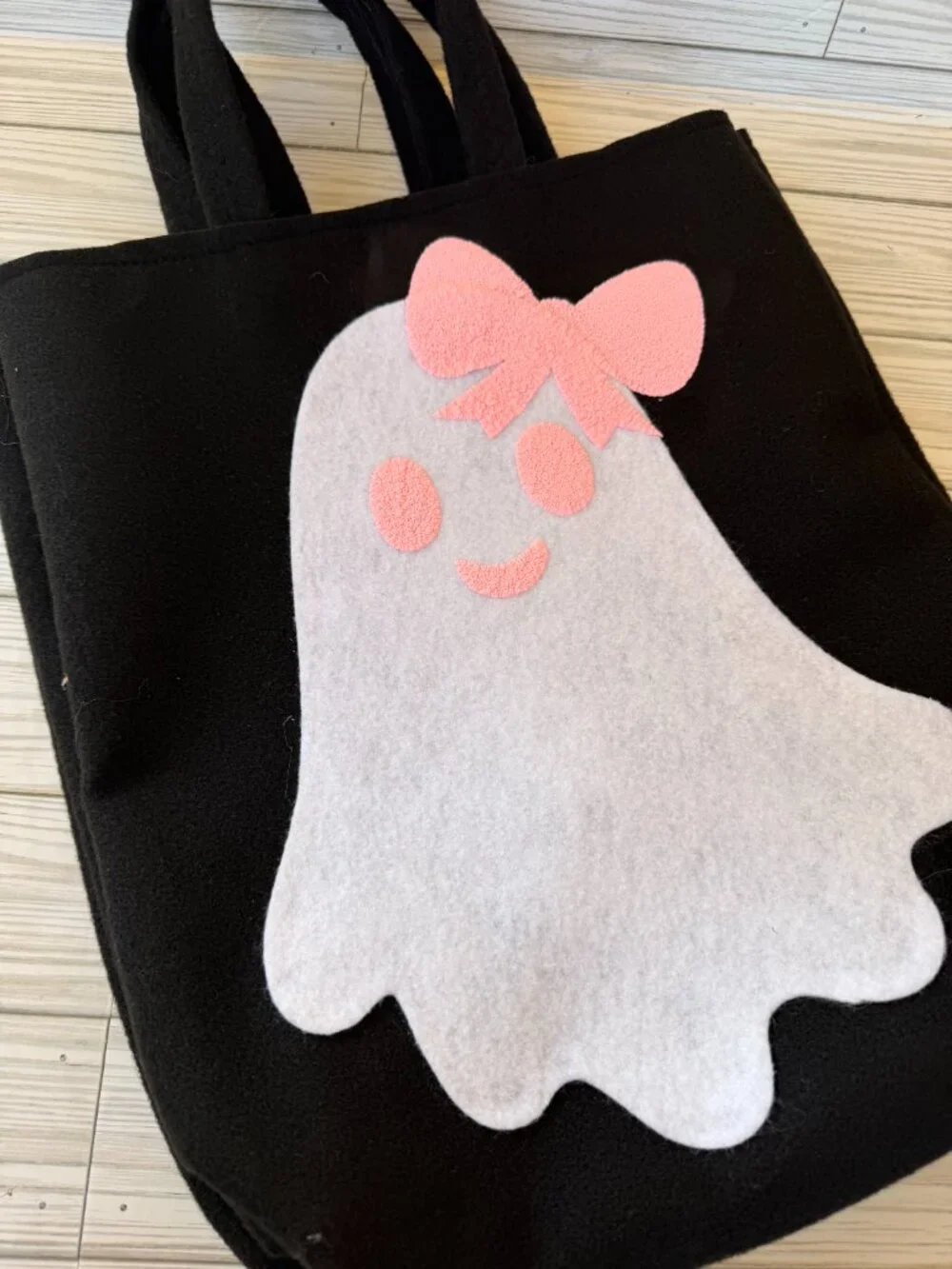 Cute Ghost Halloween Treat bag, Handmade Felt trick or treat Bag, kids Halloween